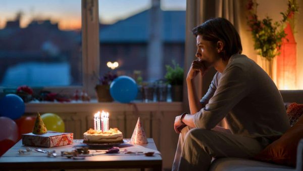Psychologie hinter Geburtstagen: Was es heißt, den eigenen Ehrentag zu meiden
